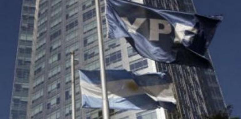 El Informe Mosconi achaca a Repsol  "depredar los recursos" petroleros argentinos
