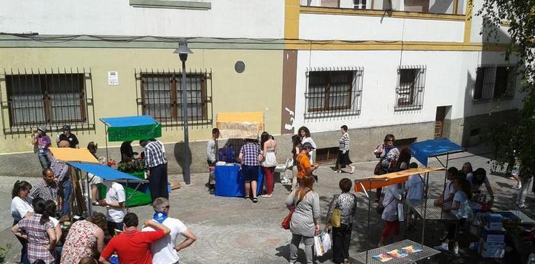 Alumnos de Llanes en “Una empresa en mi centro” promovido por Valnalón