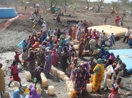 Decenas de miles de refugiados, sin espacio ni agua en los campos de Sudán del Sur