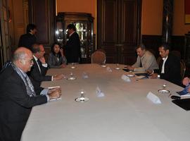 Humala se reúne en París con equipo jurídico del Perú ante La Haya