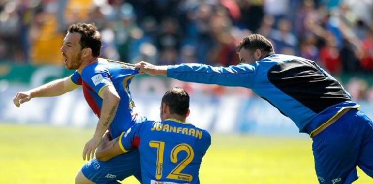 El Sporting espera una respuesta de Rubén Suárez