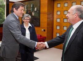 El presidente del Principado recibe al rector de la Universidad de Oviedo