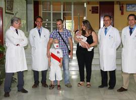Éxito del segundo trasplante de sangre de cordón umbilical de un bebé seleccionado genéticamente 
