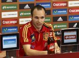 Iniesta: \"Siempre he visto a la selección ir de menos a más y tengo plena confianza\"