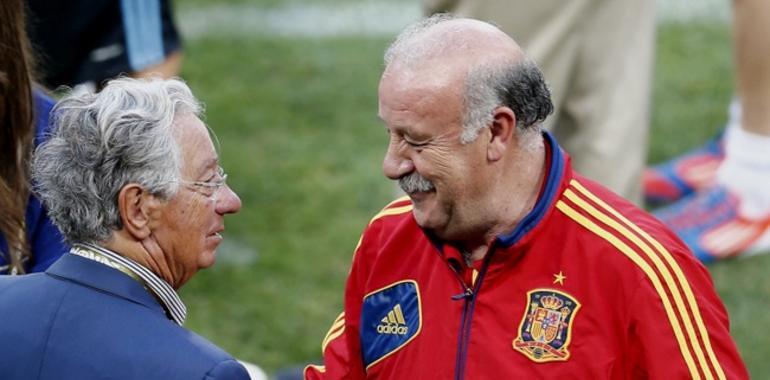 Del Bosque: "Somos favoritos por ser campeones del Mundo y de Europa"