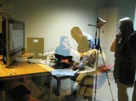 Estudian en Gijón cómo interactúa un enfermo de alzhéimer con dispositivos tecnológicos
