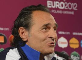Prandelli: \"España es la mejor del mundo\"