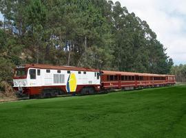 Feve pone en circulación los sidrotrenes durante el Festival de la Sidra de Nava 