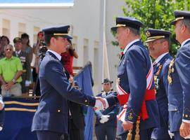 SM el Rey preside la entrega de Despachos en la Academia General del Aire