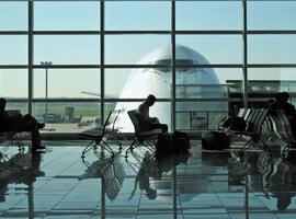 FACUA denuncia a España ante Bruselas por no evitar que las aerolíneas repercutan a los pasajeros la subida de tasas de AENA