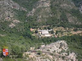 Protección Civil socorre a un varón herido en una zona de difícil acceso junto al Monasterio de Las Batuecas