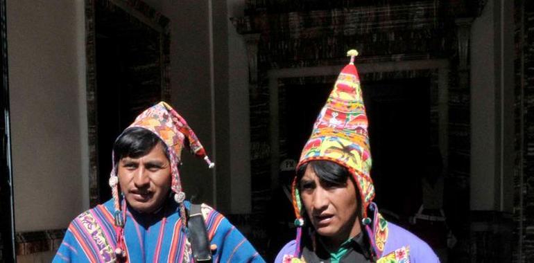 Bolivia firma acuerdo para la reversión del centro minero Mallku Khota al Estado