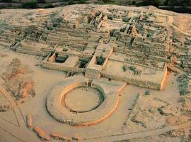 Voluntarios españoles y europeos recuperan la Ciudad Sagrada de Caral