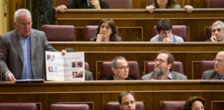 Lara pide a IU "transformar movilización en organización, resistencia en alternativa y alternativa  en poder”