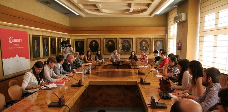 20 jóvenes asturianos parten hacia la London School of Ecomomics and Political Science