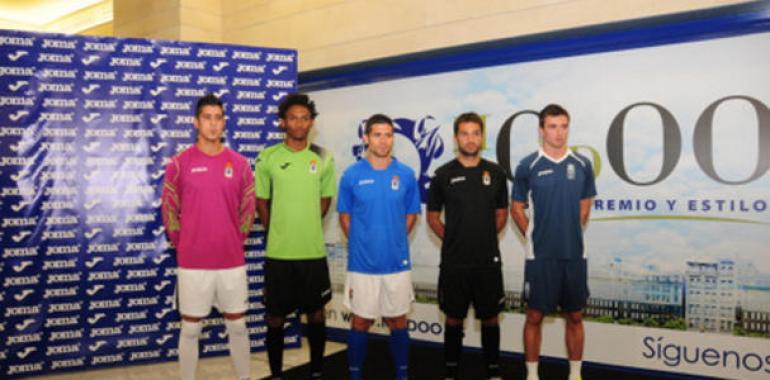 El Real Oviedo se viste de corto