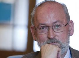 Azpiroz Villar: “España no puede tener tantos titulados”