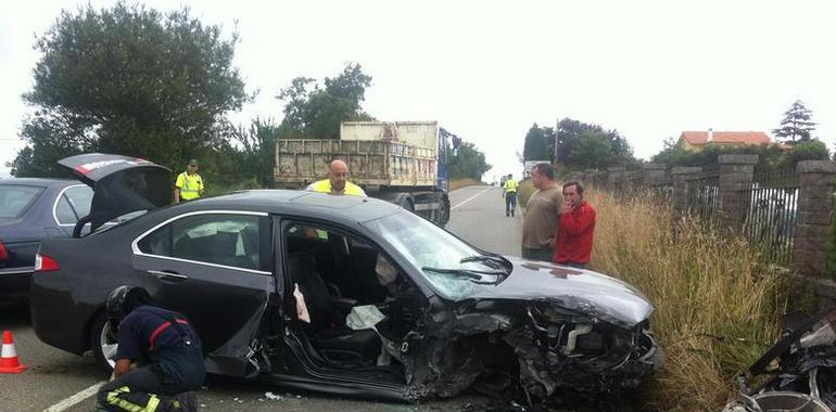 Una mujer herida leve en un accidente de tráfico en Venta las Ranas