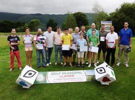 Premiados en el Torneo Talasoponiente en el club de Golf de Llanes