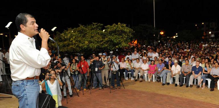 El presidente Correa, defensor de la bicicleta en Las Galápagos