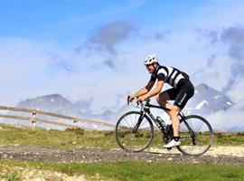 Cicloturistas podrán experimentar la ascensión a Cuitu Negru casi como profesionales