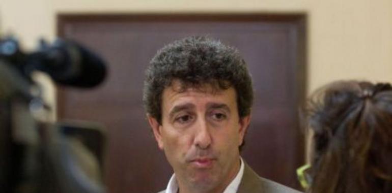 Jesús Gutiérrez advierte en el PP "una cruzada contra el sector industrial asturiano" 