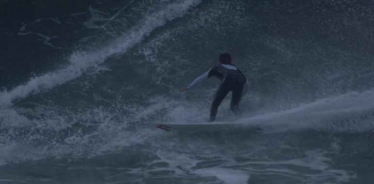 40 empresas de Euskadi se agrupan para comercializar una oferta turística conjunta en torno al surf