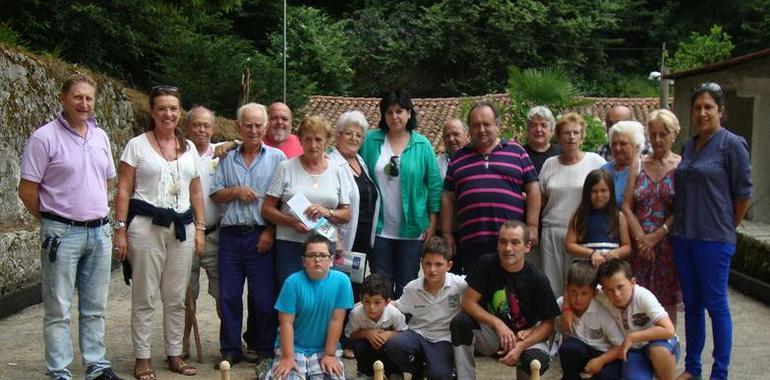 La alcaldesa visita las obras realizadas en Purón colaborando Ayuntamiento y vecinos