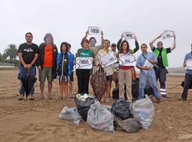 Asturias celebró el Día en defensa del litoral en la playa de Bañugues