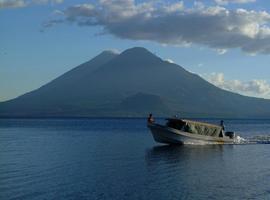 Destinos:  Agua Escondida, la tierra del lago Atitlán