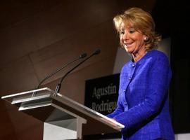 Esperanza Aguirre: “La revisión del Estado autonómico no puede ni debe esperar”