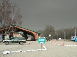 Bariloche y Trelew, sin vuelos hasta el miércoles a causa del volcán