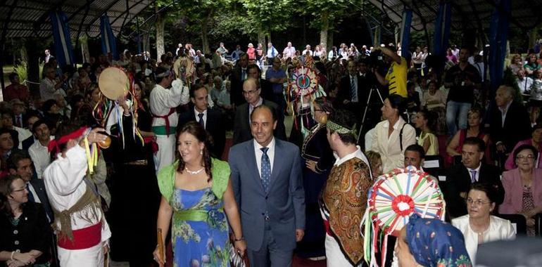 La autonomía de Cantabria "está en reorganización, pero no en cuestión"