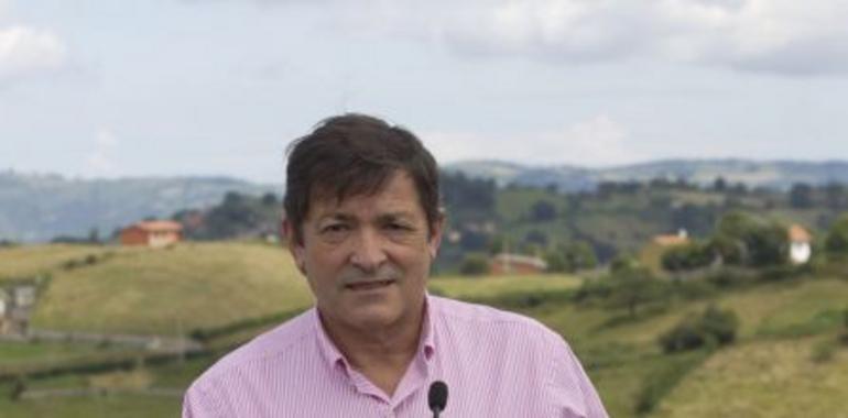 Fernández: "La intervención supondría más sacrificios para toda la sociedad española"