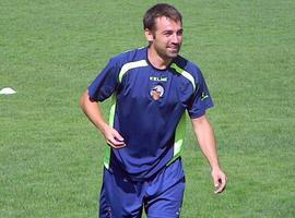 Aarón Bueno ya viste de azul