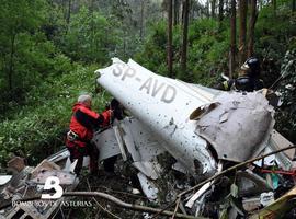 Muertos los cuatro ocupantes de las dos avionetas siniestradas sobre el Aeropuerto de Asturias