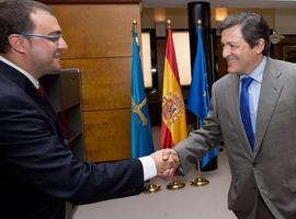 El presidente del Principado recibe al alcalde de Laviana