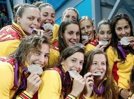 Las chicas del waterpolo logran la medalla de plata