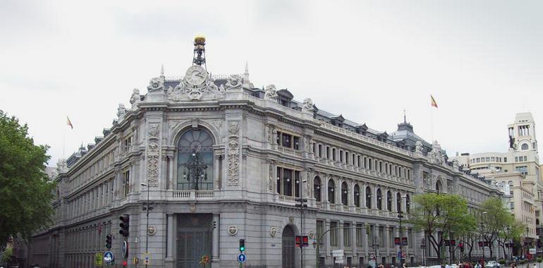 "Las repetidas bajadas de calificación de Grecia y España llegaron demasiado tarde, y no ayudaron a calmar los mercados"