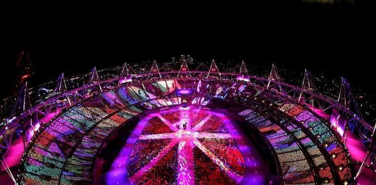 La llama de Londres 2012 se apaga al ritmo de la música