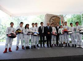 Checo Pérez con el Presidente de México