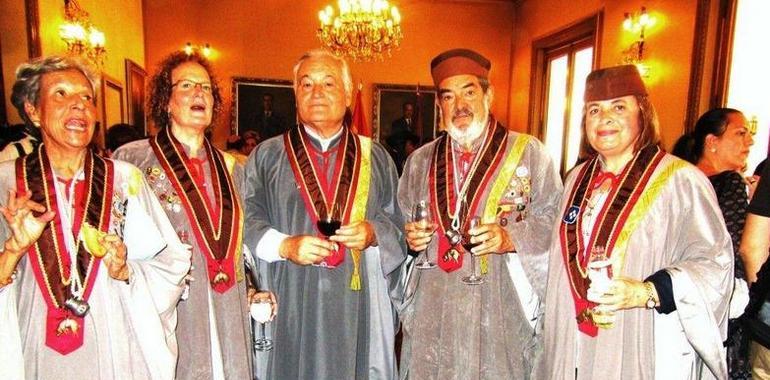 La Cofradía de la Morcilla de Burgos celebra sus bodas de plata