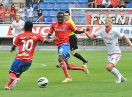 El Sporting se atraganta en el primer convite liguero