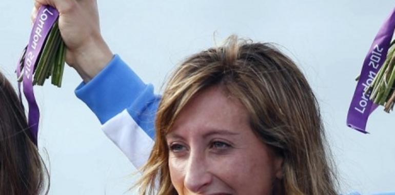 Homenaje a Ángela Pumariega en el Real Club Astur de Regatas