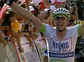John Degenkolb se impone al sprint en la meta de Logroño