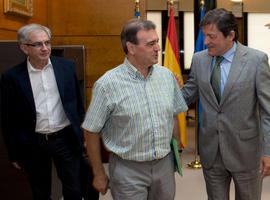 Encuentro del presidente del Principado con el presidente de UCE-Asturias Dacio Alonso