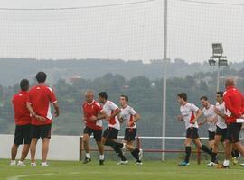 El Sporting B pone rumbo a Madrid para medirse al Fuenlabrada