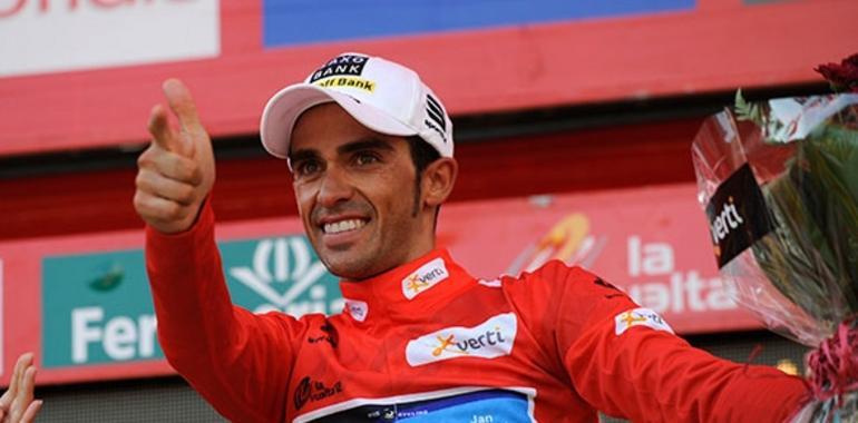 Menchov conquista la Bola del Mundo, Contador virtual vencedor de la Vuelta 