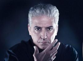 Al espectáculo de Anthony Blake, por San Mateo, No vengas solo