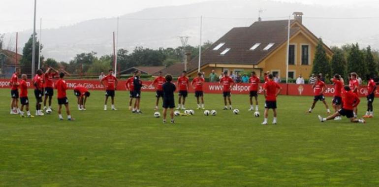 David Rodríguez y Carmona se caen de la lista para el primer choque de Copa